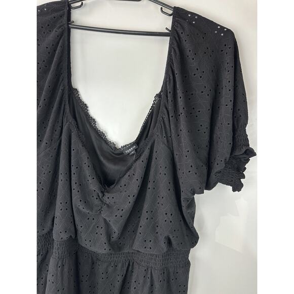 NWT Torrid Eyelet Smocked Waist & Sleeve Sweetheart Top Black Plus Size 5 5X - Picture 5 of 16